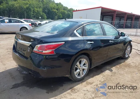 2015 Nissan Altima 2.5 Sv из США, поврежденный, VIN 1N4AL3AP1FC428679